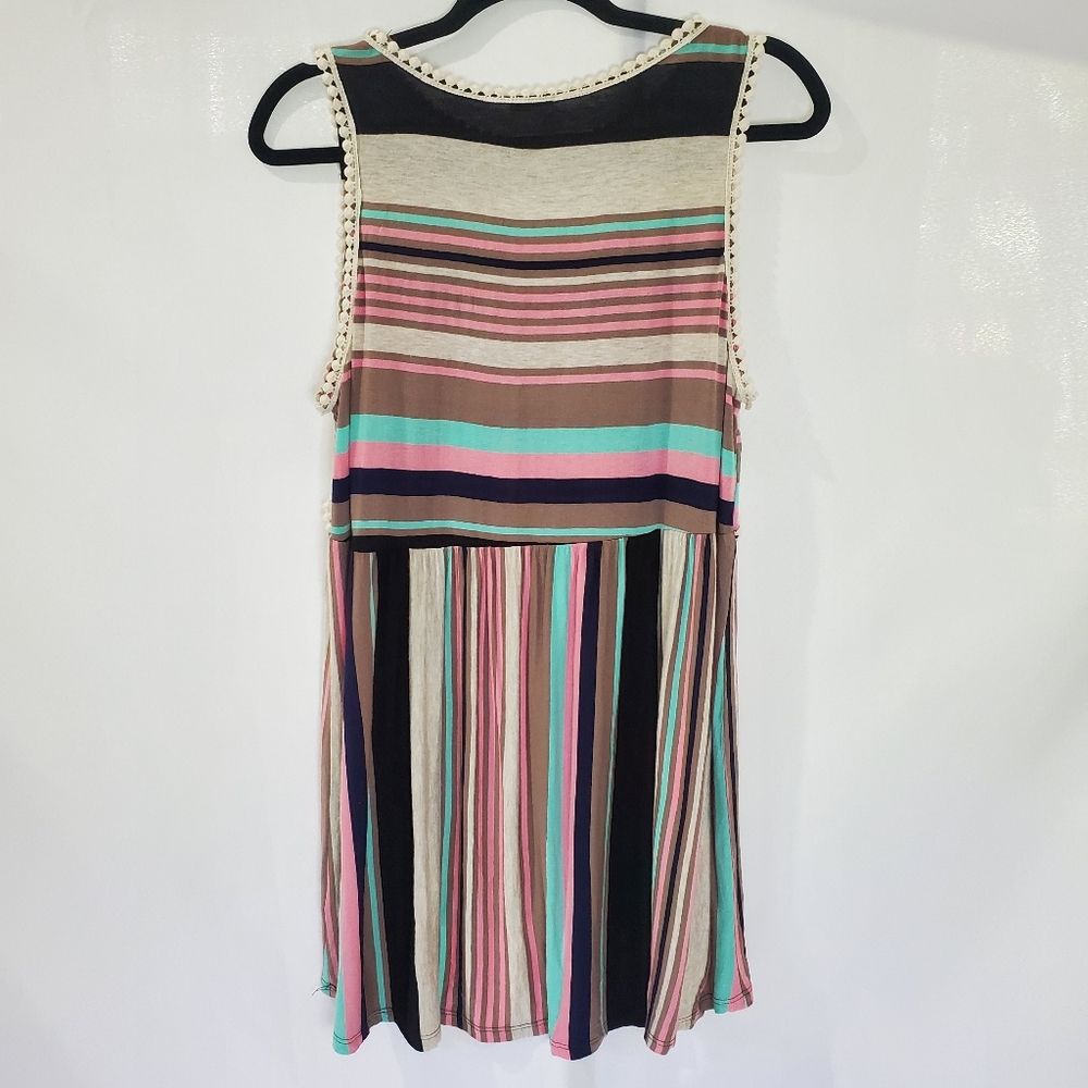 Boutique hi low sleeveless striped top - Picture 5 of 8